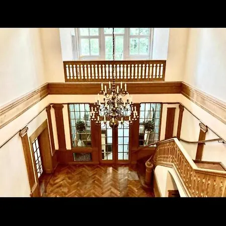 Villa Schomberg 3